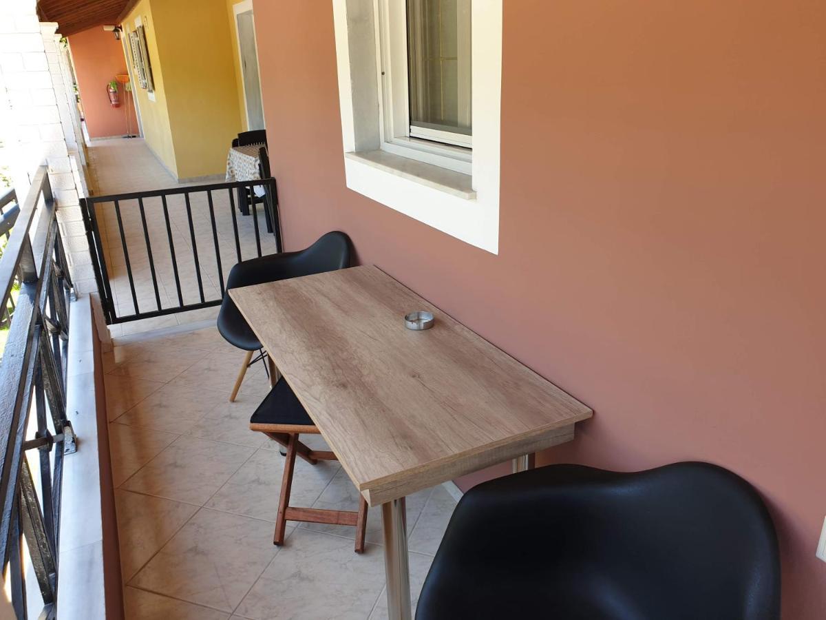 Apartamento Angelika House 2 Marathiás Exterior foto